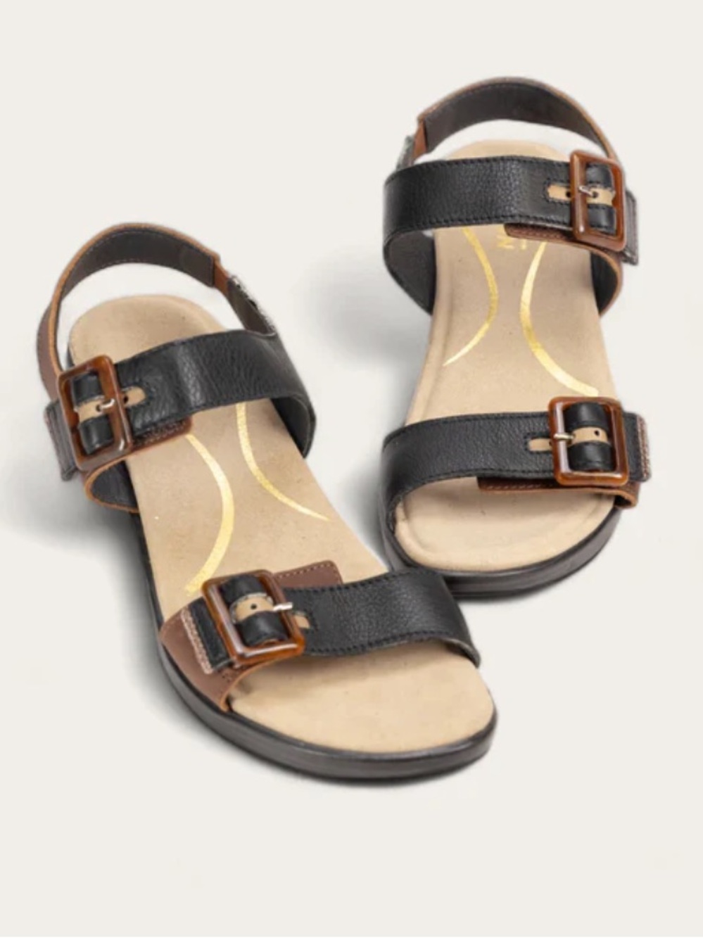 Naot Mode Sandal in Saddle Brown/Black | 40 NWOB